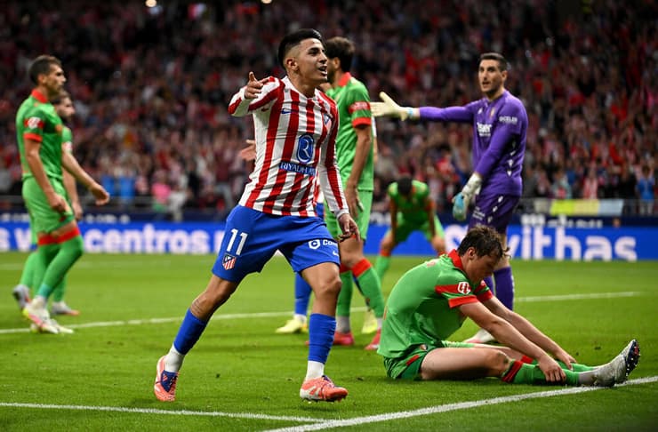 אלמיידה חוגג (צילום: Denis Doyle/Getty Images) טיאגו אלמיידה