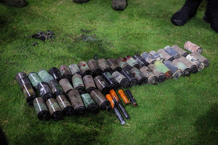 אבוקות שנתפסו בדרבי התל אביבי