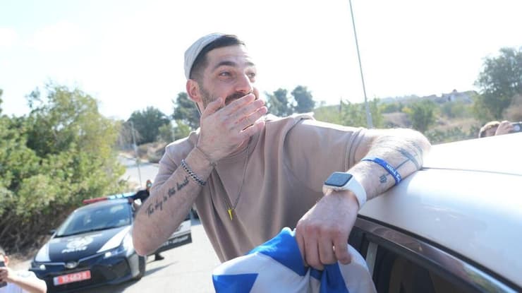 צילום: תומר שונם הלוי גלי וזיוי ברמן שבו הביתה