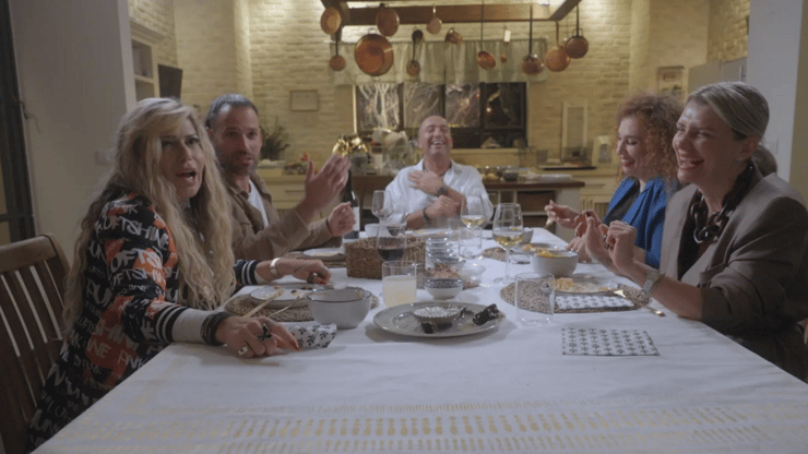 "אני יודעת שעשיתי להם את התוכנית" (צילום: באדיבות כאן, ארמוזה הפקות) מתוך "בואו לאכול איתי" עונה 9
