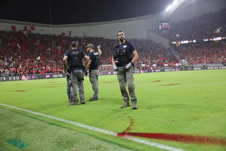 שוטרים בדרבי התל אביבי