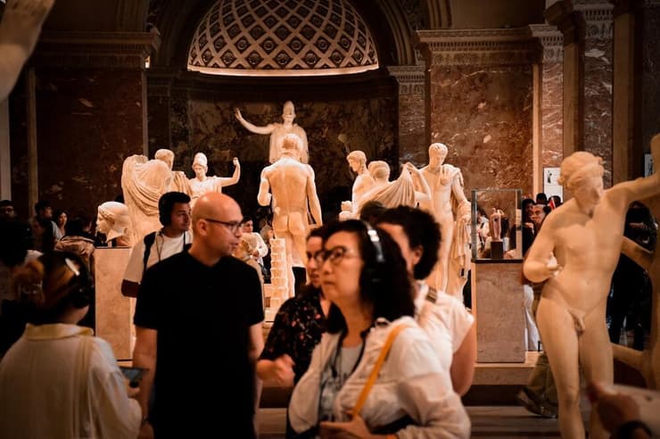 צרפת פריז מוזיאון הלובר לובר