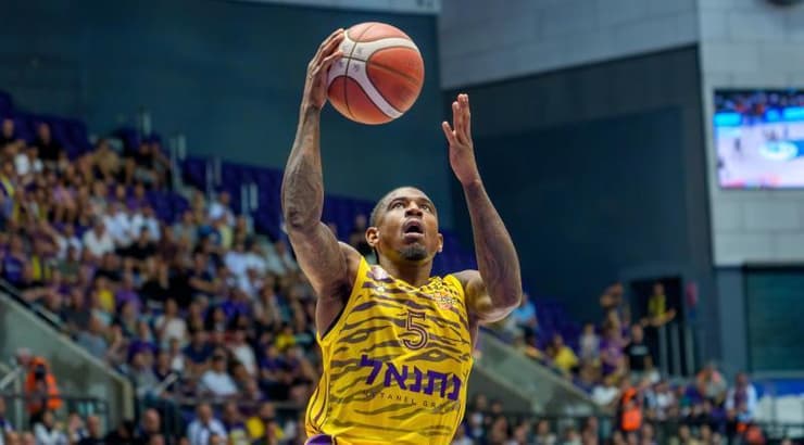 אקסבייר מנפורד