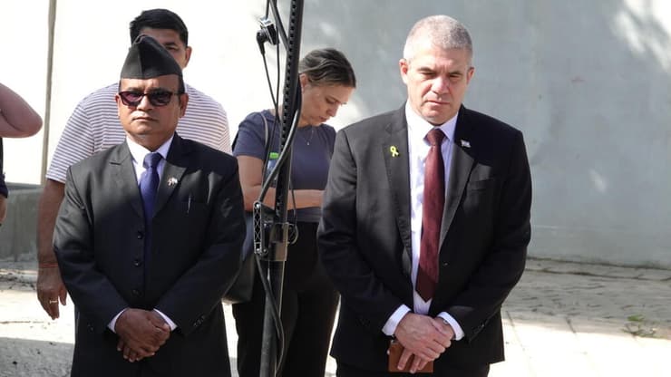 נפרדים מביפין ג'ושי בטקס בנתב"ג