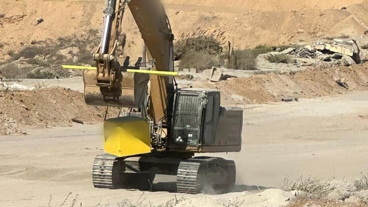 תיעוד מסימון הקו הצהוב ברצועת עזה. ארכיון (צילום: דובר צה"ל ) תיעוד מסימון הקו הצהוב ברצועת עזה