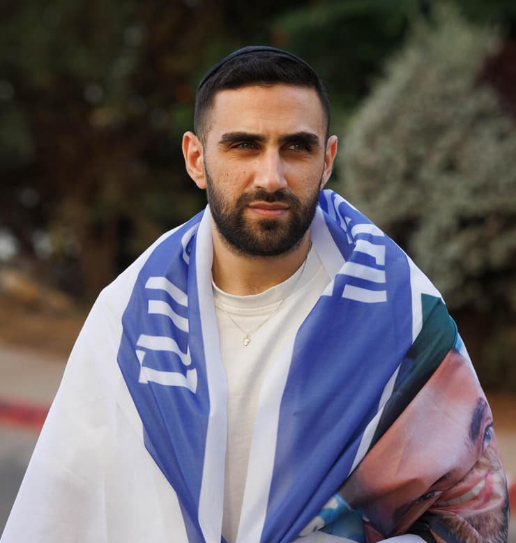 שגב כלפון, שורד השבי, משתחרר מהמחלקה בבית החולים 