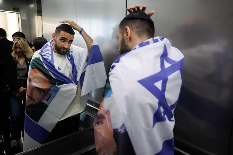 שגב כלפון, שורד השבי, משתחרר מהמחלקה בבית החולים 