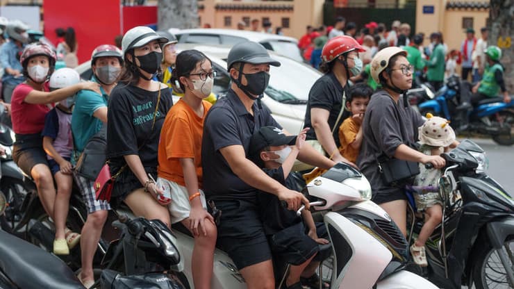 מכירות האונועים החשמליים זינקו דרמטית (צילום: Vincent Thian/AP) האנוי