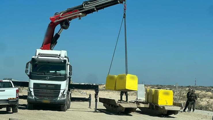 הקו הצהוב (צילום: דובר צה"ל) תיעוד מסימון הקו הצהוב ברצועת עזה