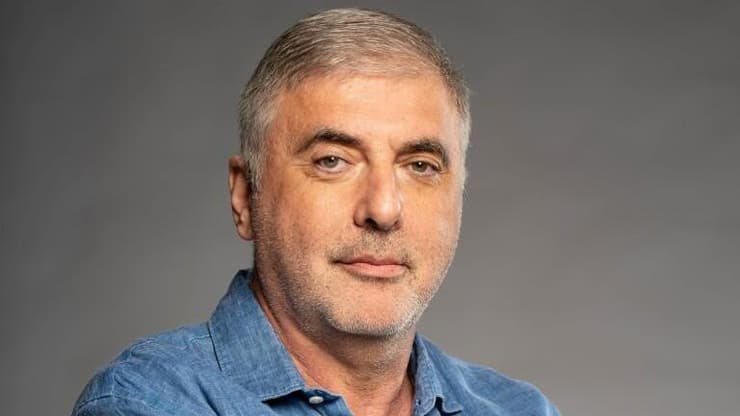 לאוניד נבזלין