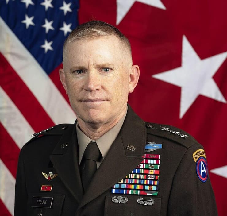 הגנרל פטריק פרנק