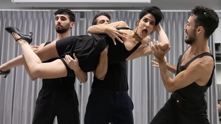 מתוך הפרזנטציה למחזמר "סיפור הפרברים" (צילום: יובל חן) מתוך הפרזנטציה למחזמר "סיפור הפרברים"