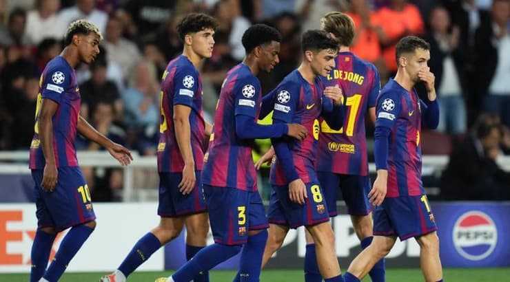 שחקני ברצלונה חוגגים