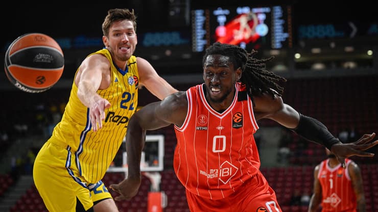 מוטלי מול ליף