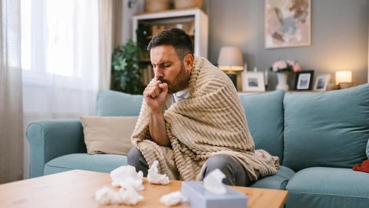 המחקר מלמד כיצד ניתן למנוע הדבקה, גם במרחבים סגורים (צילום: Shutterstock) מחלה