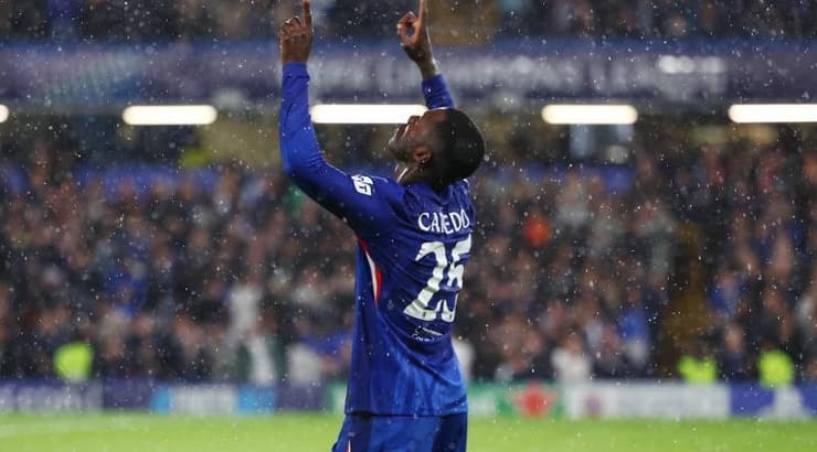 מויסס קאייסדו חוגג (IMAGO) מויסס קאייסדו חוגג