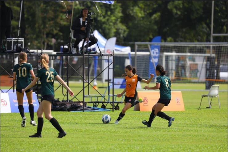 איה חביב בוק