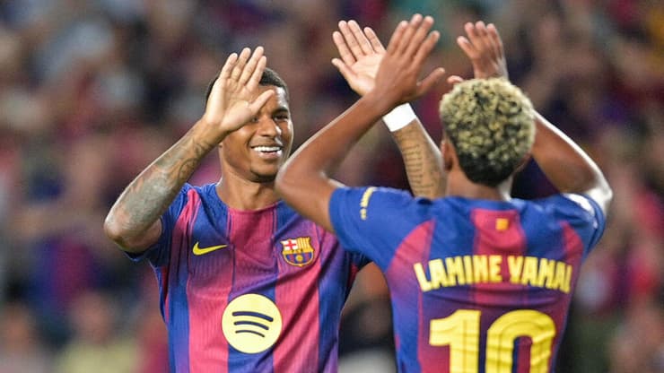 מספק את הסחורה. רשפורד חוגג עם ימאל (צילום: MANAURE QUINTERO / AFP) רשפורד חוגג עם ימאל