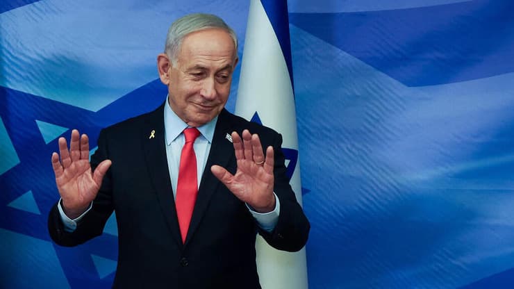 דיונים קדחתניים, ואתגר גדול. הניסיון של נתניהו לחמוק מאחריות (צילום: Ronen Zvulun / POOL / AFP) הצהרה ופגישה של מזכיר המדינה של ארה"ב מרקו רוביו ורה"מ בנימין נתניהו