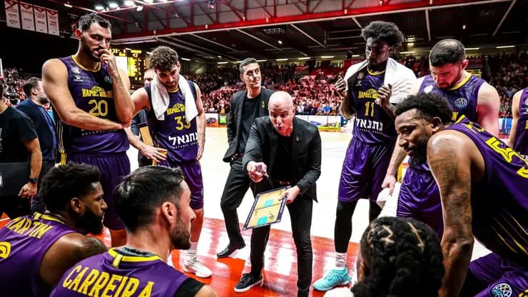 "השחקנים עשו התאמה יפה". דני פרנקו (צילום: אתר פיב"א) מאמן הפועל חולון דני פרנקו