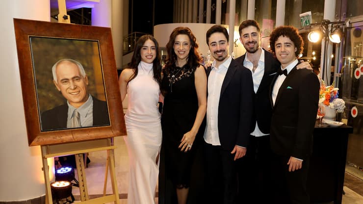 "הילדים ואני הפכנו להיות הלב הפועם של משה בקלאב הוטל". משפחת בובליל  