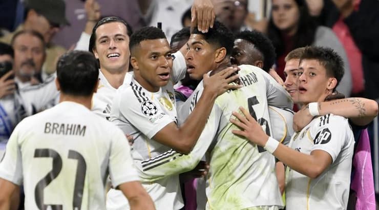 שחקני ריאל מדריד חוגגים