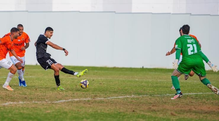 ירין מחלוף כובש (רועי כפיר) ירין מחלוף כובש