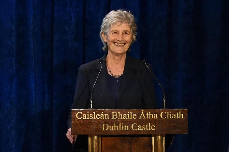 צילום: Charles McQuillan/Getty Images נשיאת אירלנד הנבחרת קת'רין קונולי באירוע הכרזת תוצאות בחירות ב דבלין