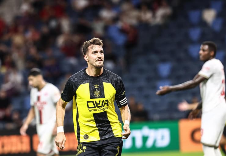 מרוצה. ירדן שועה (צילום: גיל נחושתן) ירדן שועה