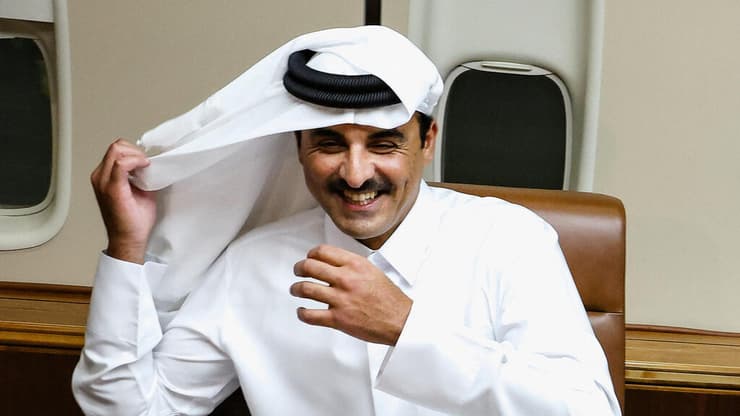 אמיר קטאר תמים בן חמד אל-ת'אני במפגש עם נשיא ארה"ב טראמפ ב אייר פורס 1