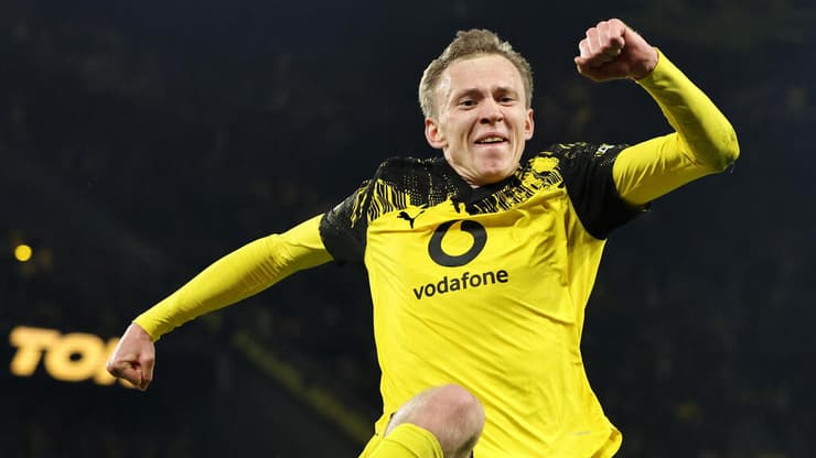 איזו דרמה. באייר (צילום: Christof Koepsel/Getty Images) באייר