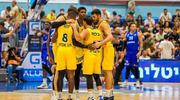 שחקני מכבי תל אביב (רועי כפיר) שחקני מכבי תל אביב