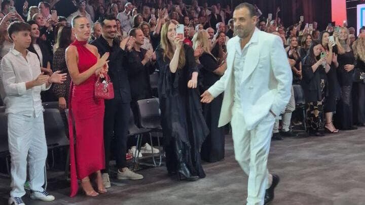 צפתה בו צועד על המסלול. שרעבי בשבוע האופנה (צילום: איתי יעקב) אלי שרעבי בשבוע האופנה