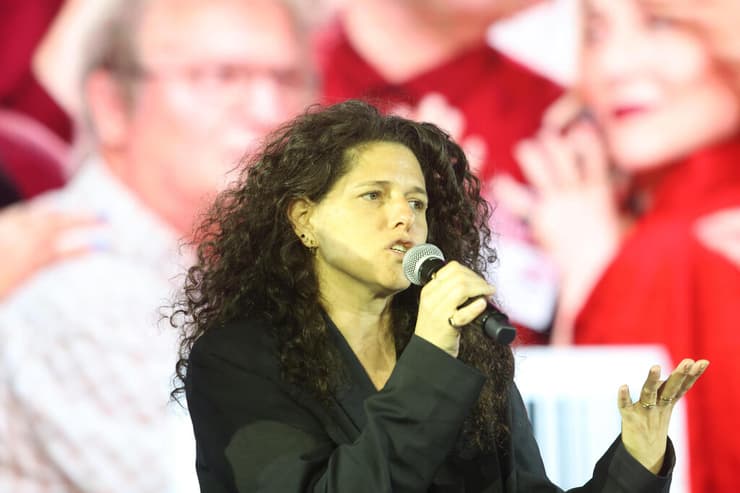 נועה קולר (צילום: דנה קופל) נועה קולר