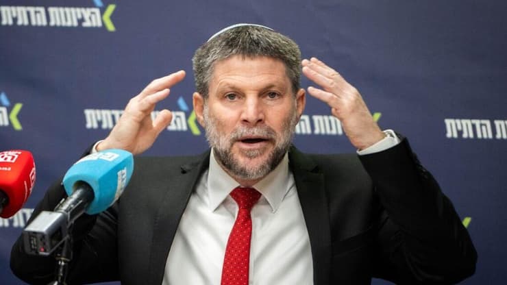 "עד היום אף אחד לא יודע מה גרם לסינוואר להחליט שהוא יוצא לבד". סמוטריץ' (צילום: שלו שלום) סמוטריץ': אלה שנעלבו עבור הסעודים, איפה הייתם כשהם האשימו את צה"ל ברצח עם?