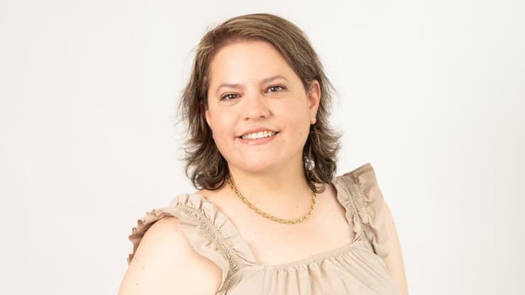 "רק לפני כמה שעות האונקולוגית שלי הסבירה לי את המצב, והרגיעה אותי שזה לא גורף". שירי קונטס גילגון (צילום: נועה שביט) שירי קונטס גילגון