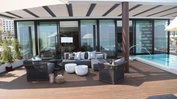 המרפסת של הסוויטה הנשיאותית (צילום: מוטי קמחי) המרפסת של הסוויטה הנשיאותית