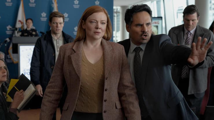 מתוך "הכל באשמתה"