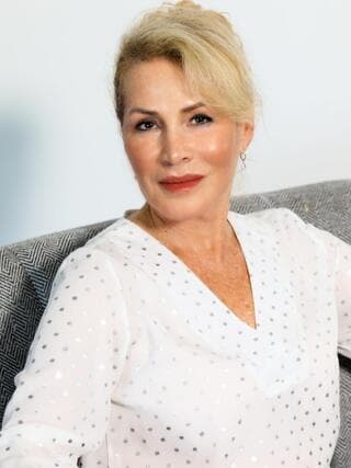 רו"ח איריס שטרק