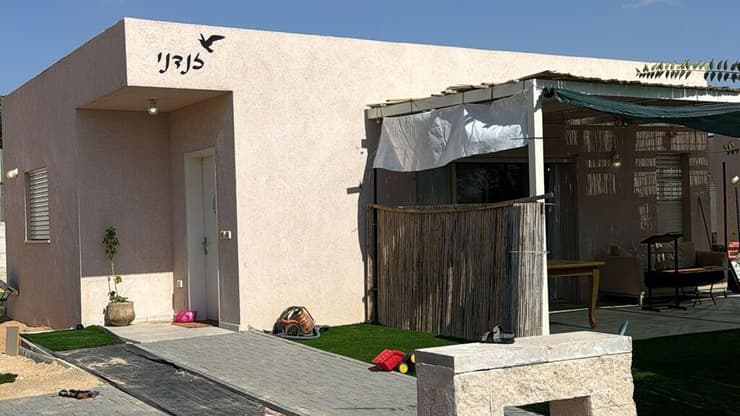 הבית שבנה זנדני ביישוב שלומית (צילום: דניאל זנדיני) הבית שבנה זנדיני ביישוב שלומית