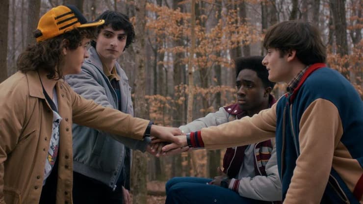 מתוך "דברים מוזרים" - עונה 5, חלק א' (צילום: באדיבות נטפליקס) מתוך "דברים מוזרים" - עונה 5, חלק א'