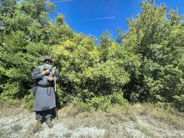 מטייל יווני מקומי (צילום: ג'ולי יפה) מטייל יווני מקומי