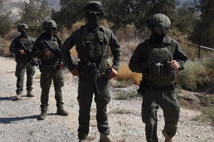 שוטרי היג"ל בגבול סוריה