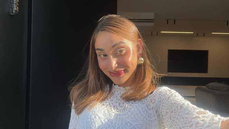 "סטודנטים מקבלים 50% הנחה על טעינת חוזה תקופתי".
שיר כהן, רב-קו אונליין (קרדיט: פרטי) שיר כהן, רב-קו אונליין