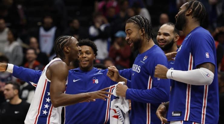 פילדלפיה חוגגת (רויטרס) פילדלפיה חוגגת