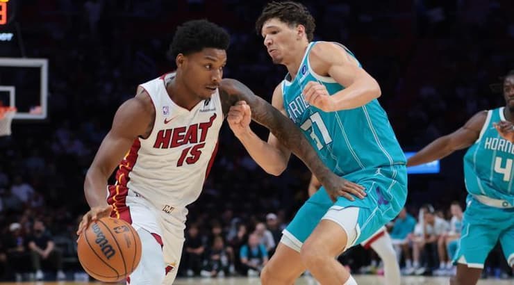 גרדנר עם הכדור (רויטרס) גרדנר עם הכדור