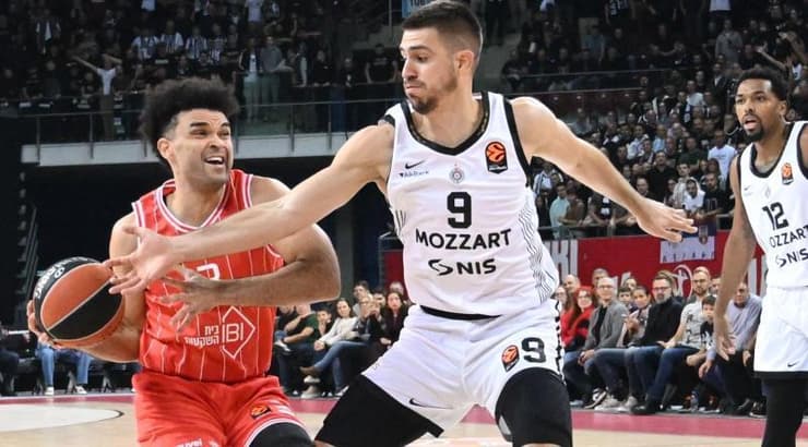 אלייז'ה בראיינט בפעולה (ראובן שוורץ) אלייז'ה בראיינט בפעולה