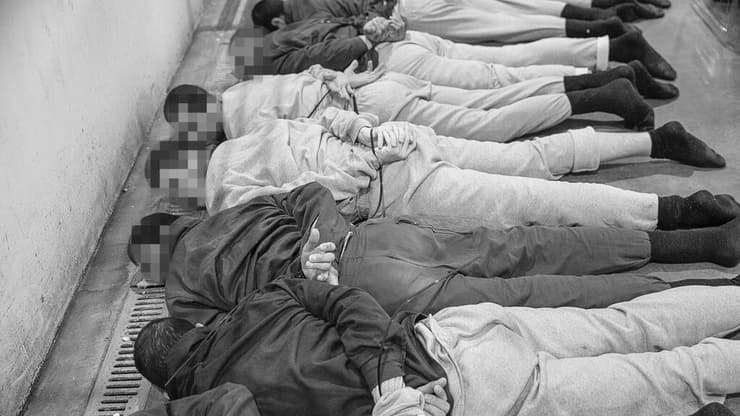 מחבלי נוח'בה בכלא עופר. "החקיקה חייבת להיות בקונצנזוס, לא ייעוץ משפטי נגד ממשלה ולהפך" (צילום: עמית שאבי) |