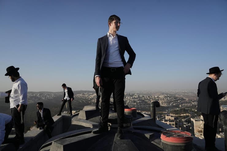 צילום: AP Photo/Mahmoud Illean מחאת חרדים בירושלים