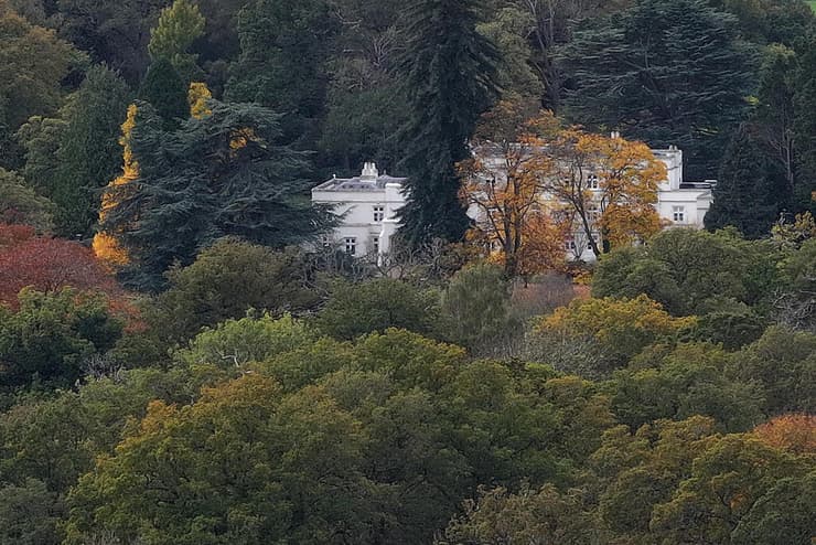 אחוזת רויאל לודג' של הנסיך אנדרו